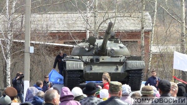Открытие мемориала танка Т-62 в деревне Карлук517
